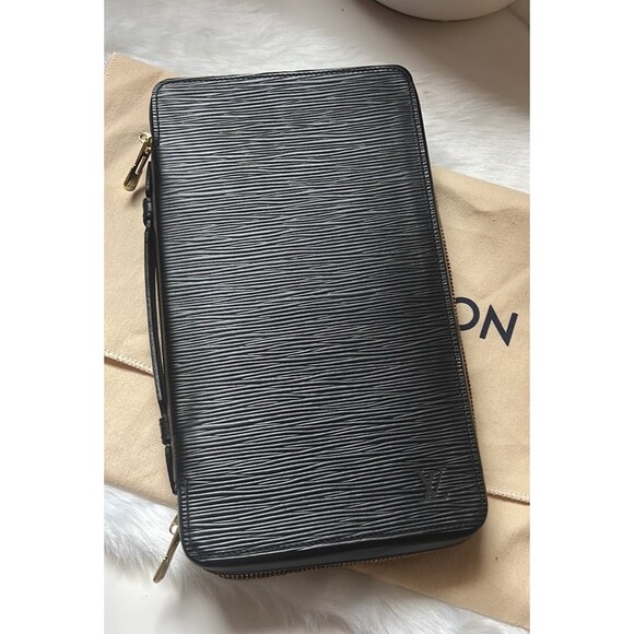 Louis Vuitton Organizer de Voyage Travel Wallet Epi Black Rare!! - Picture 1 of 10